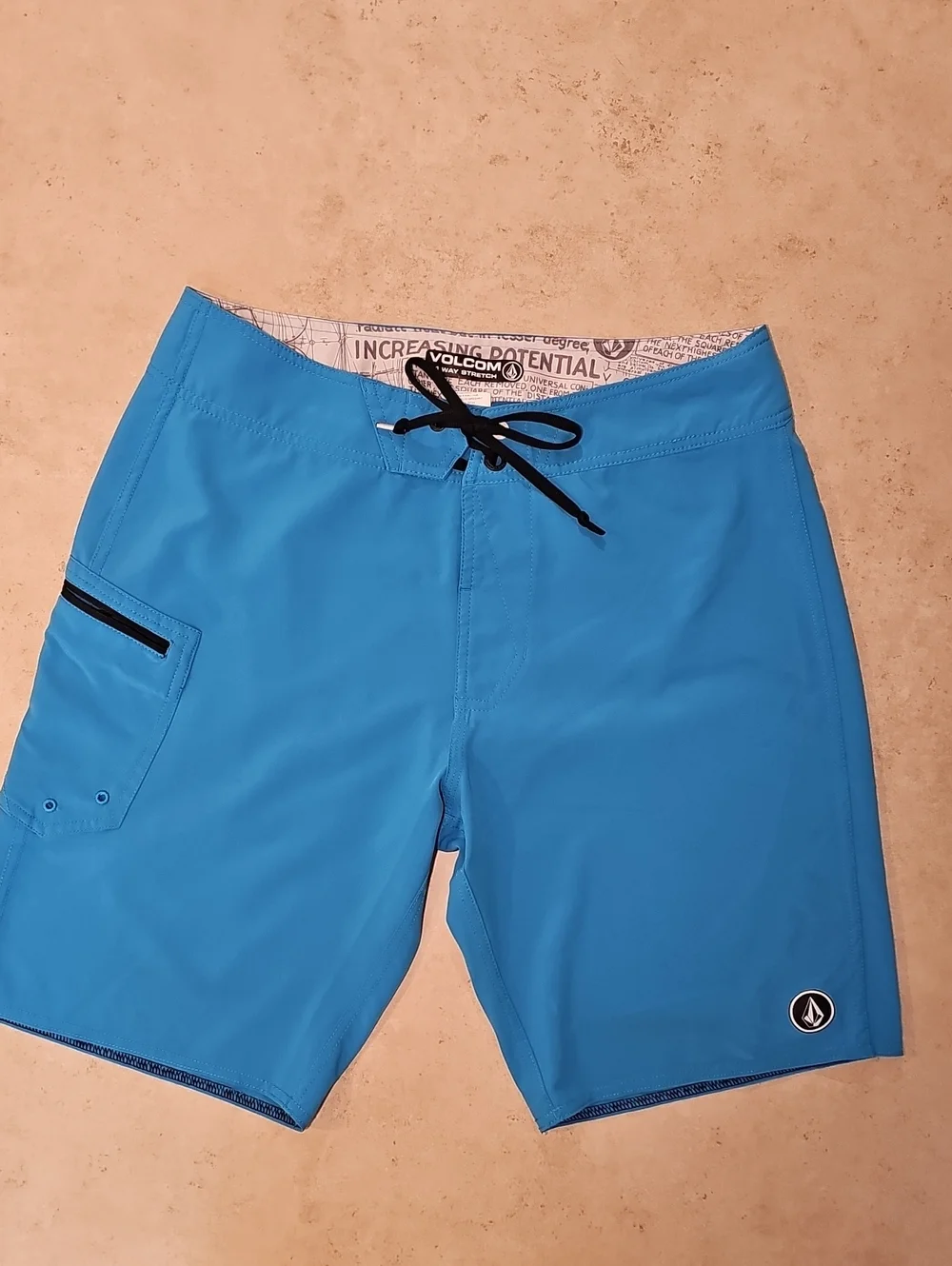 Volcom Men’s Aqua Blue Boardshorts with Black Drawstring